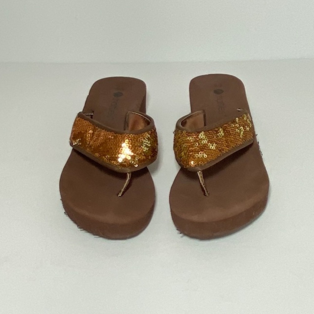 Sparkle Sequin Flip Flops Women's Size: 5/6 FREE w/bundle